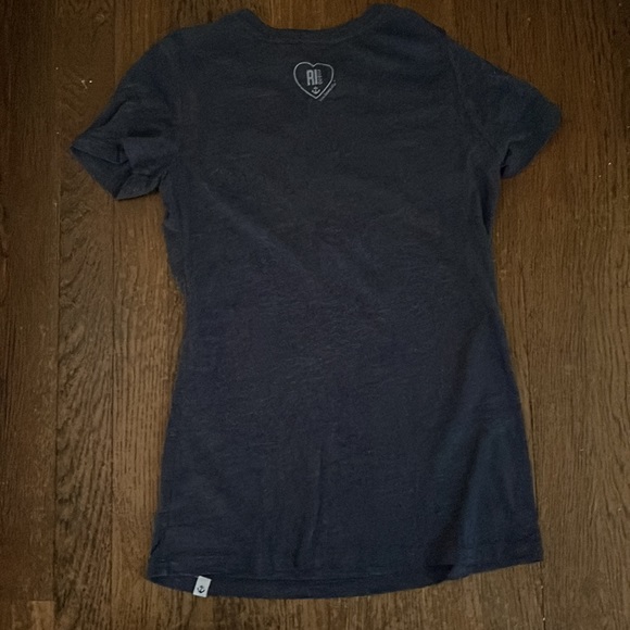 Rhode Island ❤️/ Map T-Shirt, Women’s Size Small, Navy Blue - Picture 5 of 6